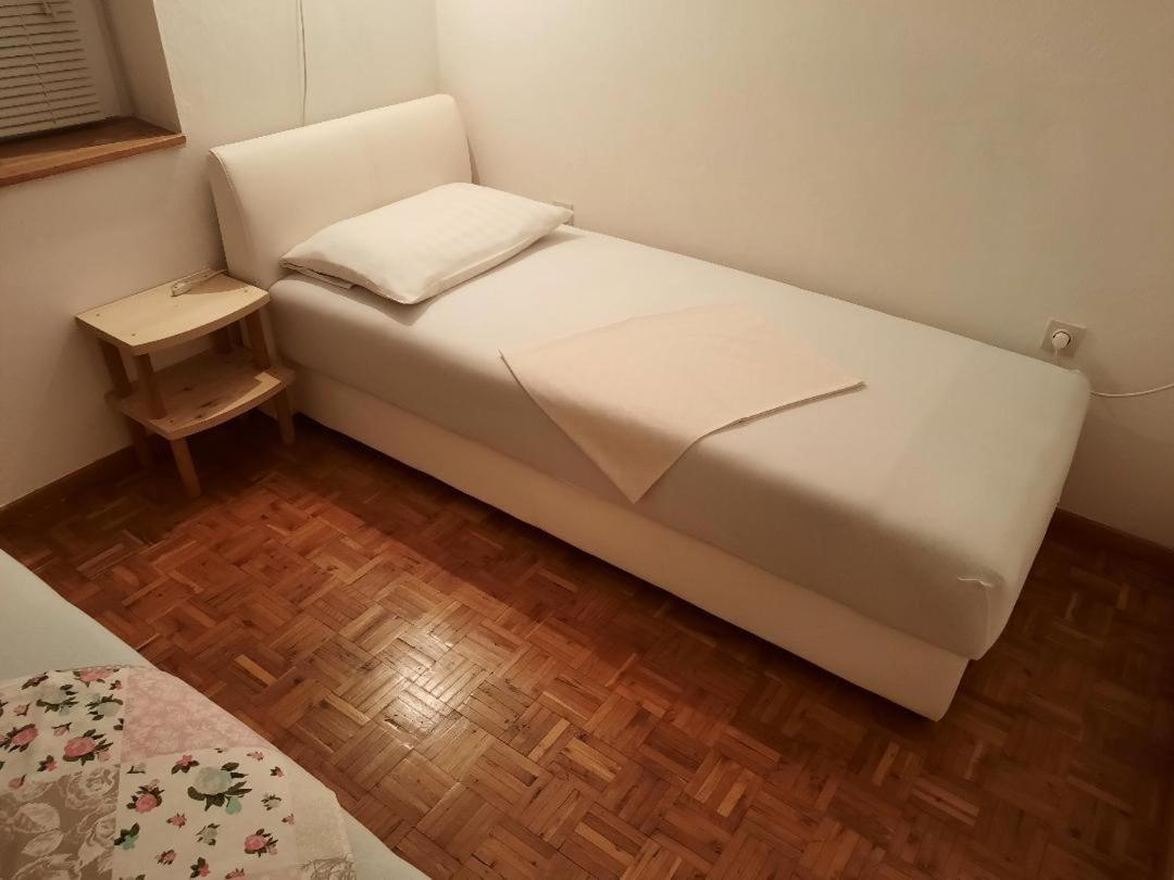 Holiday Home Villa Marin Stanici Esterno foto